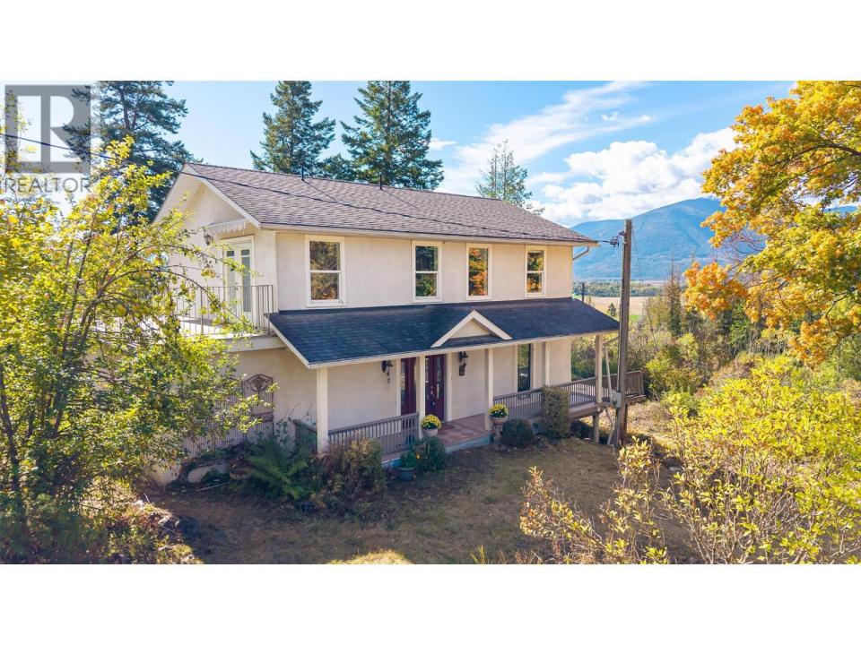 5662 3A HIGHWAY, Wynndel, ブリティッシュコロンビア V0B 2N2, カナダ