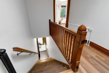 4979 Av. Victoria, Montréal (Côte-des-Neiges/Notre-Dame-de-Grâce), Quebec H3W 2N2, Kanada