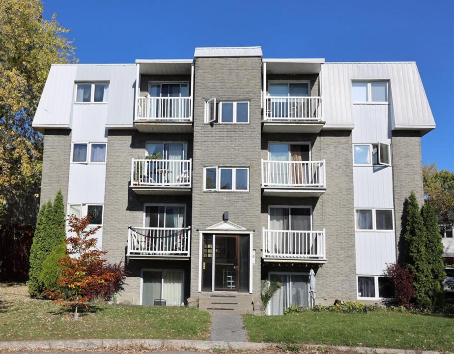 99 Rue Turenne, Châteauguay, Quebec J6K 1B5, Canada