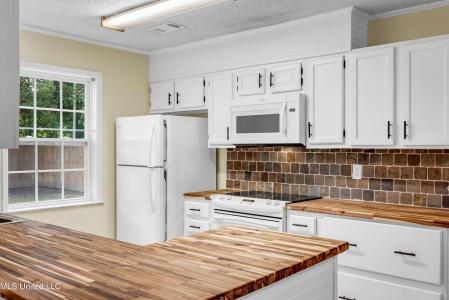 15300 Lansing Drive, Biloxi, Mississippi 39532