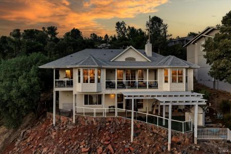 18530 Glenwood Rd, Hidden Valley Lake, 加利福尼亚州 95467, 美国