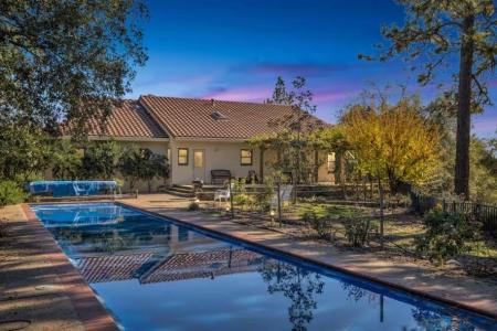 22707 Upton Road, Plymouth, California 95669, USA