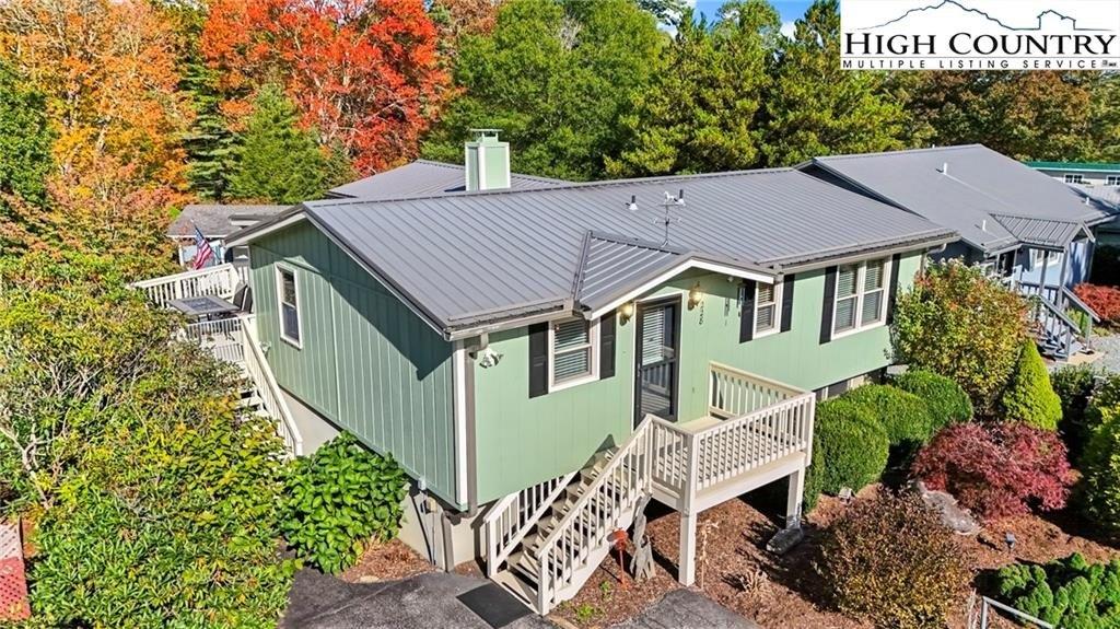 228 Snowshoe Loop, Newland, North Carolina 28657