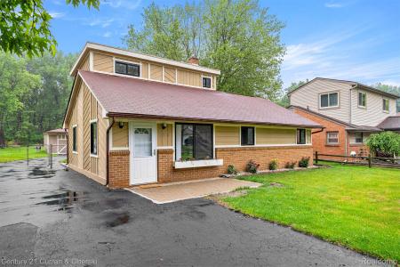 24432 Kensington St, Taylor, 密西根州 48180, 美國