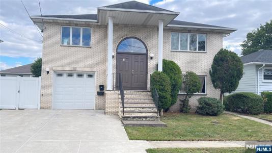 41 Hillcrest Avenue, Lodi, NJ 07644, USA