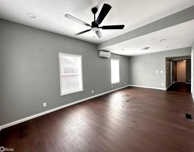 421 Cedar, Iowa Falls, Iowa 50126, États-Unis