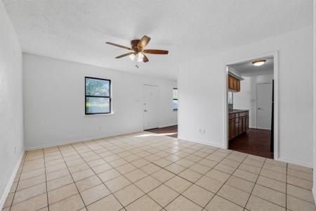 2425 Dancy Drive N, Fort Worth, Texas 76131, Estados Unidos