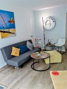 2020 Continental Avenue unit: 205, Tallahassee, Flórida 32304, Estados Unidos