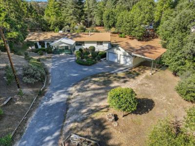 38040 Wortham Road, Oakhurst, California 93644