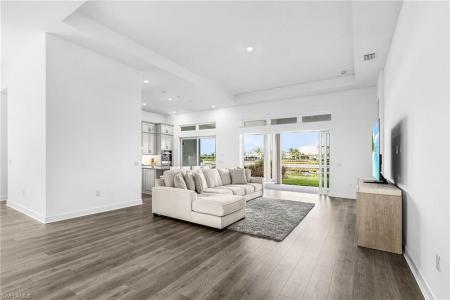 15408 Turin DR, NAPLES, Florida 34114, USA