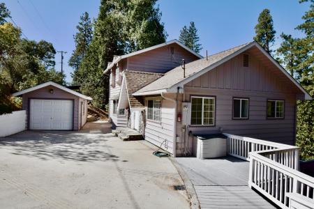 39314 Manzanita Drive, Oakhurst, קליפורניה 93644, ארצות הברית של אמריקה 