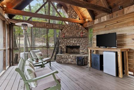 6112 Cove Road, Mentone, Alabama 35984