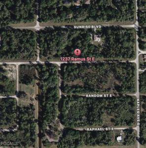 1237 Ramus Street E, Lehigh Acres, Floride 33974, États-Unis