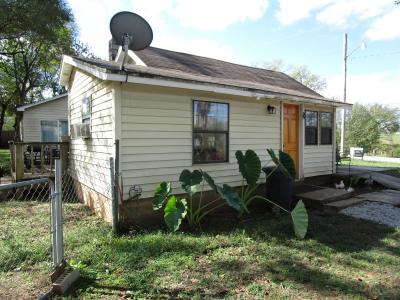 704 N Main Street N, Pleasant Hope, ミズーリ 65725, アメリカ合衆国