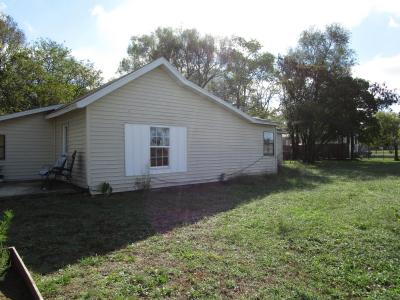 704 N Main Street N, Pleasant Hope, ミズーリ 65725, アメリカ合衆国