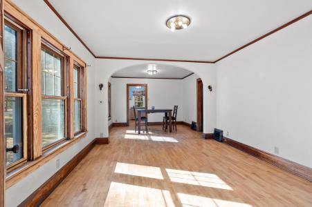 W11944 PARKWAY Road, CRIVITZ, Wisconsin 54114