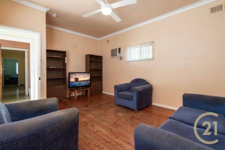 21 Phillip Avenue, Cabramatta, NSW 2166, Australia