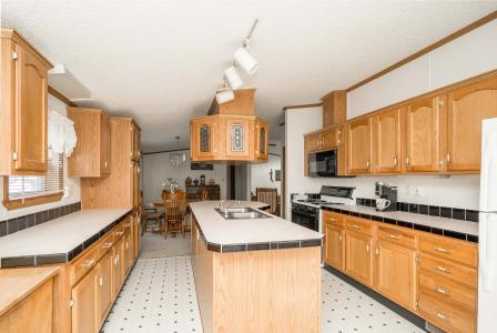 2407 SE Victory Drive, Grimes, Iowa 50111, Stati Uniti