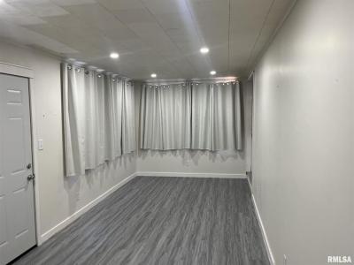 1286 W Losey Street, Galesburg, 伊利诺斯州 61401, 美国