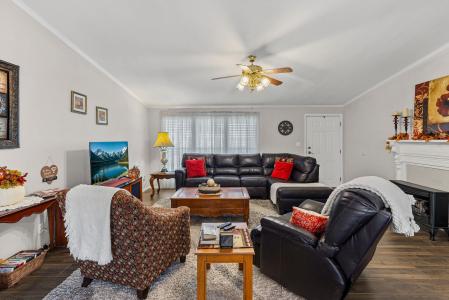 3721 FM 1568, Campbell, Texas 75422, USA