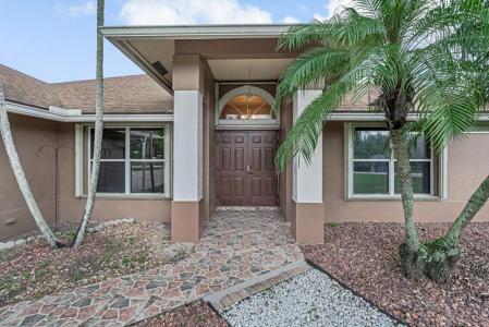 15097 N 72nd Court, The Acreage, Florida 33470