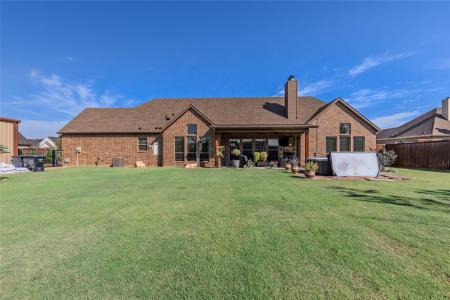 1015 Sinopa Street, Caddo Mills, Texas 75135, USA