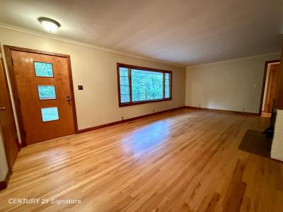 2221 Pinehurst, Midland, Michigan 48640, États-Unis