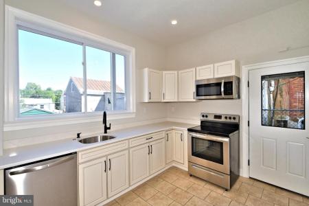 241 Bridge St #apt A, PHOENIXVILLE, Pennsylvania 19460, USA