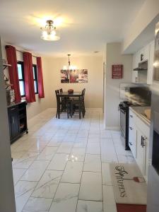 764 Timberline Parkway, Valparaiso, 印第安納州 46385, 美國