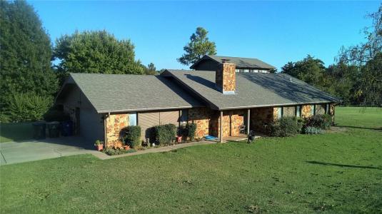 1805 Todd Estate Drive, Chickasha, אוקלהומה 73018, ארצות הברית של אמריקה