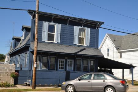 142 N Worcester Street, Spring Green, Wisconsin 53588, USA