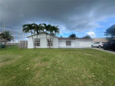 26121 SW 130th Ave, Homestead, Florida 33032, USA