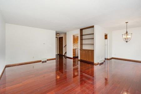 1524 Pheasant Ridge, Midland, 密西根州 48640, 美國