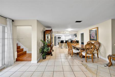 311 NW 201st St, Miami Gardens, Flórida 33169, Estados Unidos