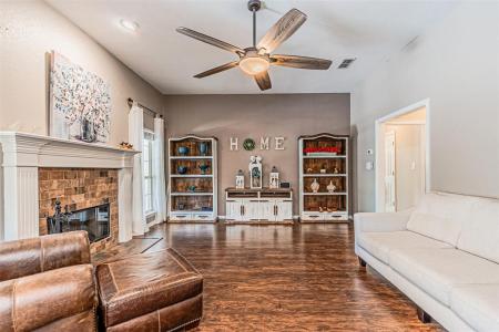 123 Jim Walter Drive, Runaway Bay, Texas 76426, Estados Unidos