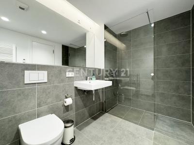 Frankfurt, Andalucia 60486, Germany