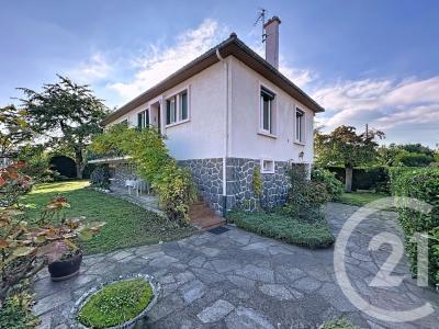 Riom, Auvergne 63200, France