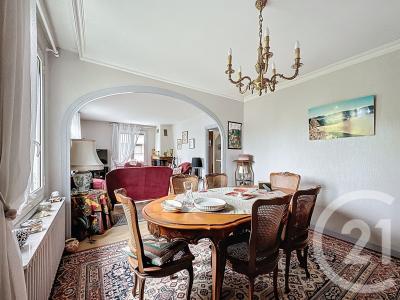 Riom, Auvergne 63200, France