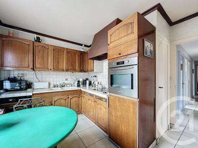 Riom, Auvergne 63200, France