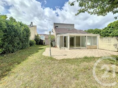 Combs La Ville, Isla De Francia 77380, Francia