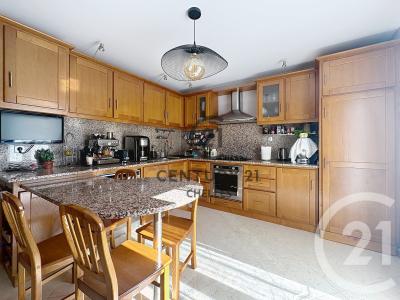 Chelles, איל-דה-פרנס 77500, צרפת