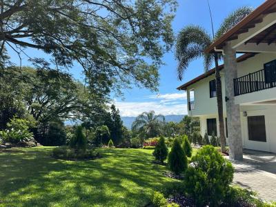 Villa Guanacaste 11, Pan De Azúcar Concepción Atenas, Alajuela 00001, Costa Rica