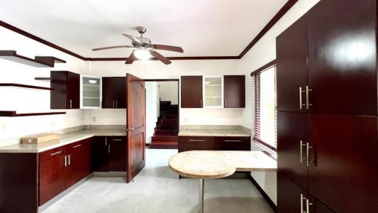 , Lindora Pozos Santa Ana, San José 00001, Costa Rica