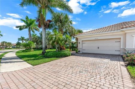 14716 Cranberry CT, NAPLES, Florida 34114, USA
