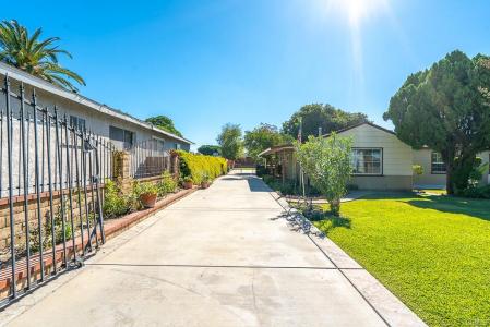 3314 Baldwin Park Boulevard, Baldwin Park, California 91706, Stati Uniti