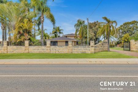 58 Stirling Crescent, High Wycombe, WA 6057, Australie