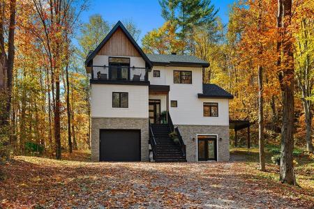 46  Ch. Poplar, La Pêche, Québec J0X 3G0, Canada