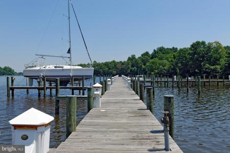 243 Saltgrass Drive, Glen Burnie, Maryland 21060, Stati Uniti