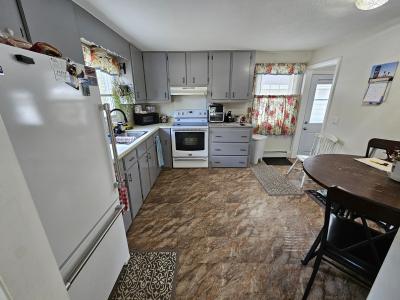 726 Jewitt Hill Road, 캔톤, 메인 04221, 미국