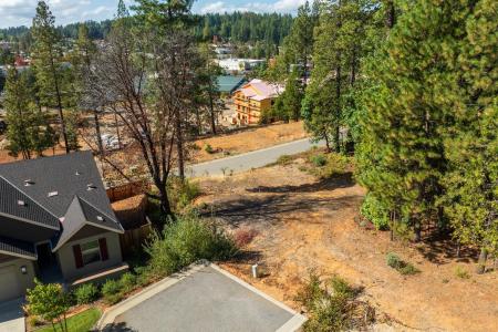 614 Cold Spring Court, Grass Valley, קליפורניה 95945, ארצות הברית של אמריקה 